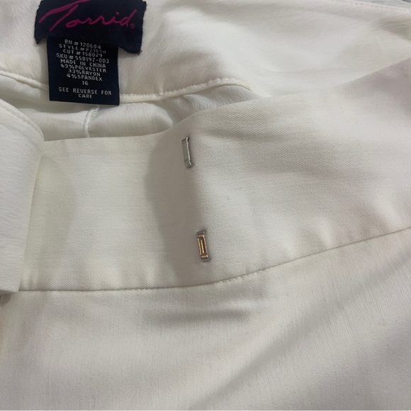 Torrid White Ponte Straight Leg Lined Dress Pant 16 - Picture 6 of 8